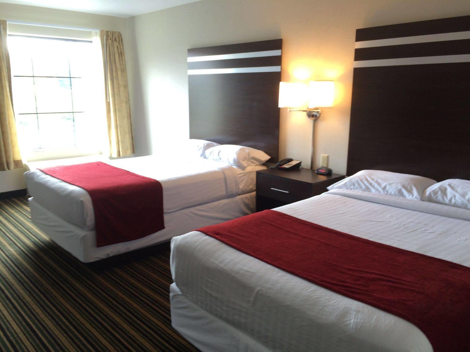 The Inn Monaca Luaran gambar